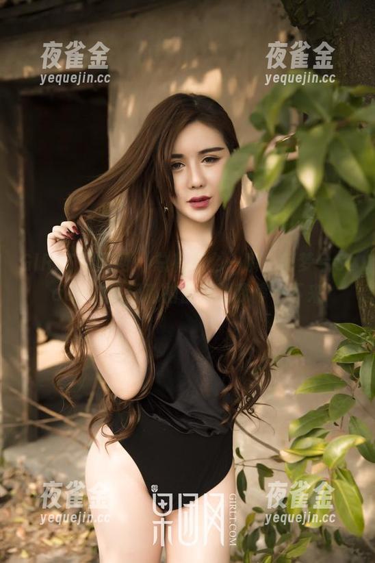 GIRLT果团网-何梦兮Stacy GIRLT果团网 - 总有那么一瞬,何梦兮Stacy的红裙私拍合集让我停不下来