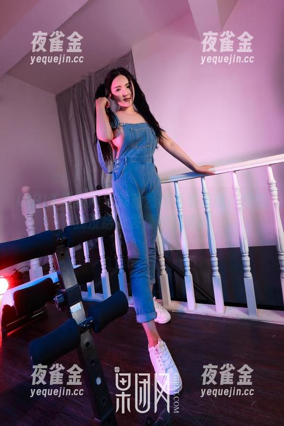 GIRLT果团网-陈雅漫 GIRLT果团网 - 陈雅漫的毛衣思维:别说我没给你发福利图集哦