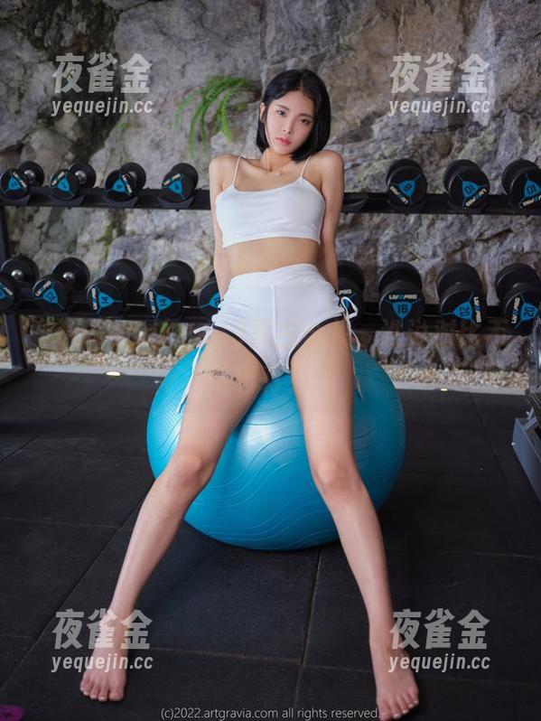 Hyoyeon(김효연)黑白合集，谁说对比不出彩？