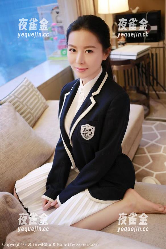 MFStar模范学院-草莓兔兔 MFStar模范学院 - 窈窕淑女,草莓兔兔的清纯写真给我一种“我想认识她”的冲动。