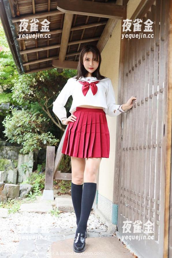 MyGirl美媛馆-小夕juju MyGirl美媛馆 - 就这棉袜?小夕juju的高清写真让人意外到……别让袜子抢了风头啊!