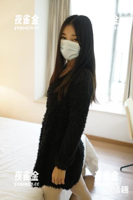 ROSI口罩 ROSI带来长筒黑色丝袜合集,真想伸手去触碰一下。