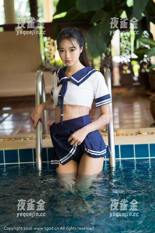 TGOD推女神-施忆佳 TGOD推女神 - 施忆佳的秘书套图:看我怎么巧妙避开主管视线的焦点!