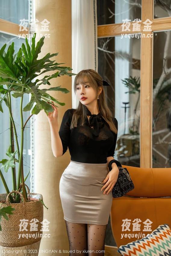 XINGYAN星颜社-果儿Victoria XINGYAN星颜社 - 高跟鞋下的果儿Victoria:这组图片,崇尚只看鞋不看脸的风格?