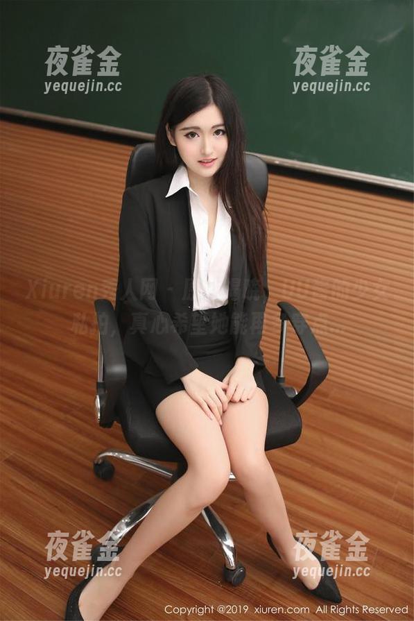 Xiuren秀人网-UU酱 Xiuren秀人网 - 原图揭晓,UU酱的少女私拍,真心希望她能再多穿点...