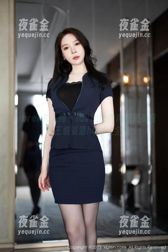 Xiuren秀人网-lavinia肉肉 Xiuren秀人网 - lavinia肉肉私藏美图,女王级资源hold住全场