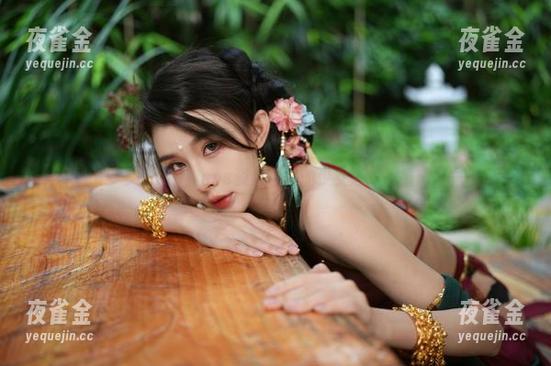 余多多Dudu 看到余多多Dudu的cos资源,我的少女心又被重击了一下。