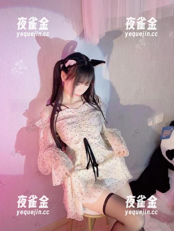 十万口草莓粥粥 微密圈 - 十万口草莓粥粥的图册:油亮的免费套餐,快来加餐!