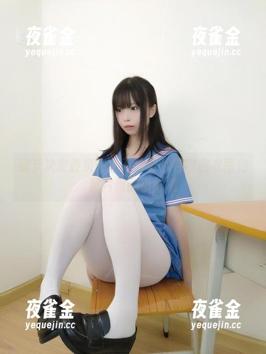 十万珍吱伏特 细节决定胜负:十万珍吱伏特的内衣图包照片里的小心机
