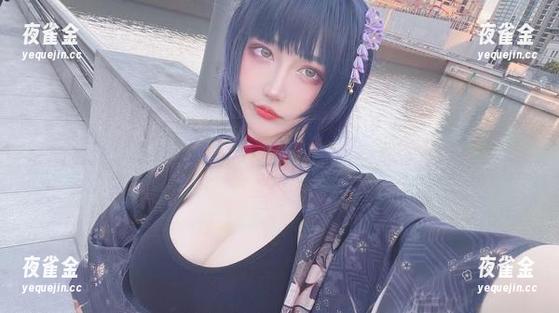 啾小妍 湘水小学的操场没这种节目,啾小妍的泳衣cos图册太过分了