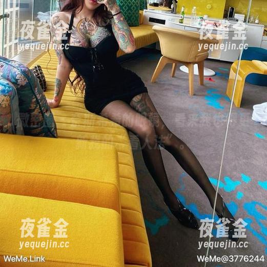 奈斯希希 微密圈 - 奈斯希希的眼镜,看来我也得更新我的“看人法”。