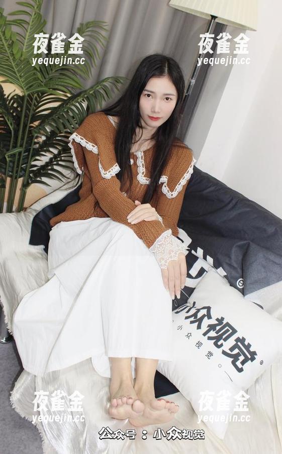 小众视觉-珂老师 小众视觉 - 珂老师说:“看我的内衣写真图册,既然打开了,就别留情啊!”