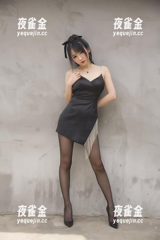 小女巫露娜 当小女巫露娜遇上不知火舞,高清写真带你跑偏的思路!