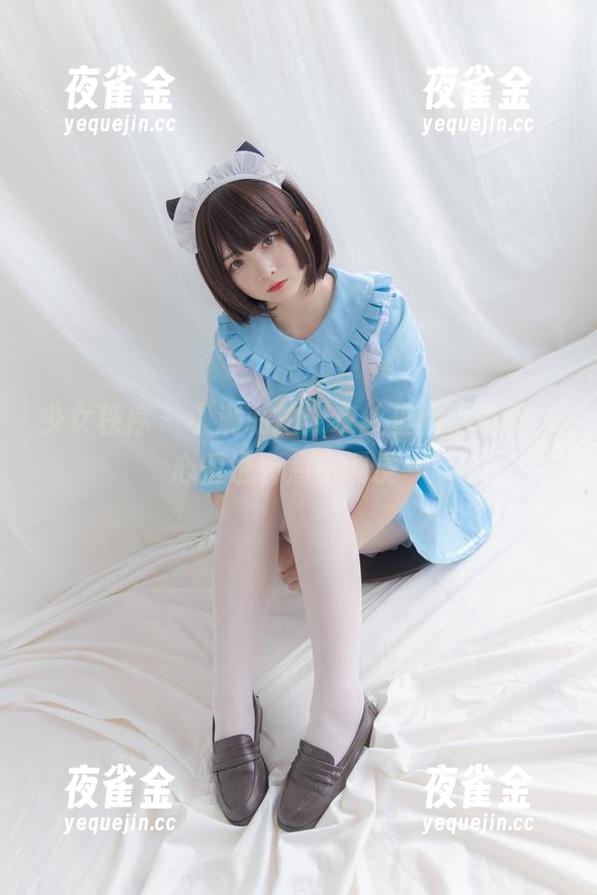 少女秩序-小满 少女秩序 - 小满私拍:灰丝里的小确幸,心情也有点小调皮~