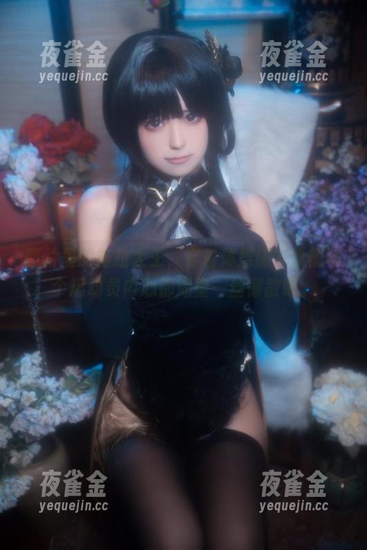 照片里的拖拉大王，穿着体操服？大概每个运动员内心都渴望一丝懒散吧。