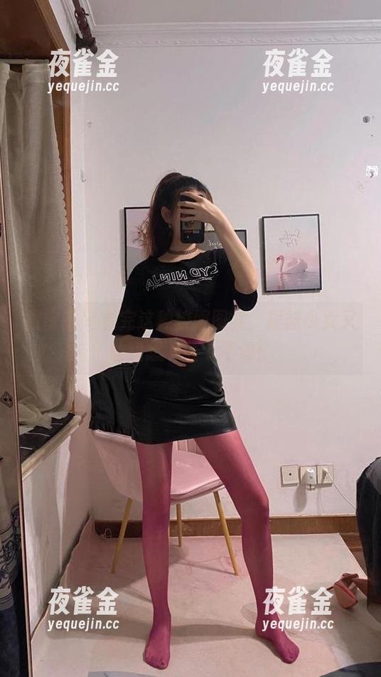 提袜少女 微密圈 - 看完这种校服图集,提袜少女又让我想下载个不停!