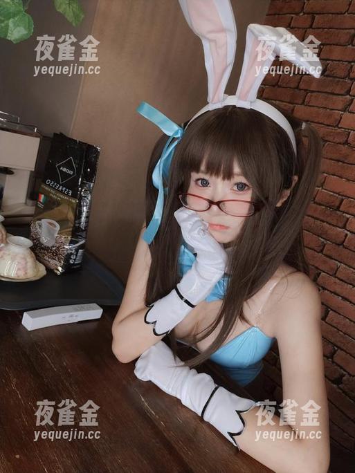 摇摇乐yoyo 摇摇乐yoyo的画风真了不得,御姐写真里总有些意想不到的资源!