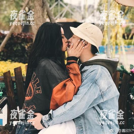 李嘉欣97 微密圈 - 哇,李嘉欣97的网袜美图更新-这是要开创一种新的趋势么!