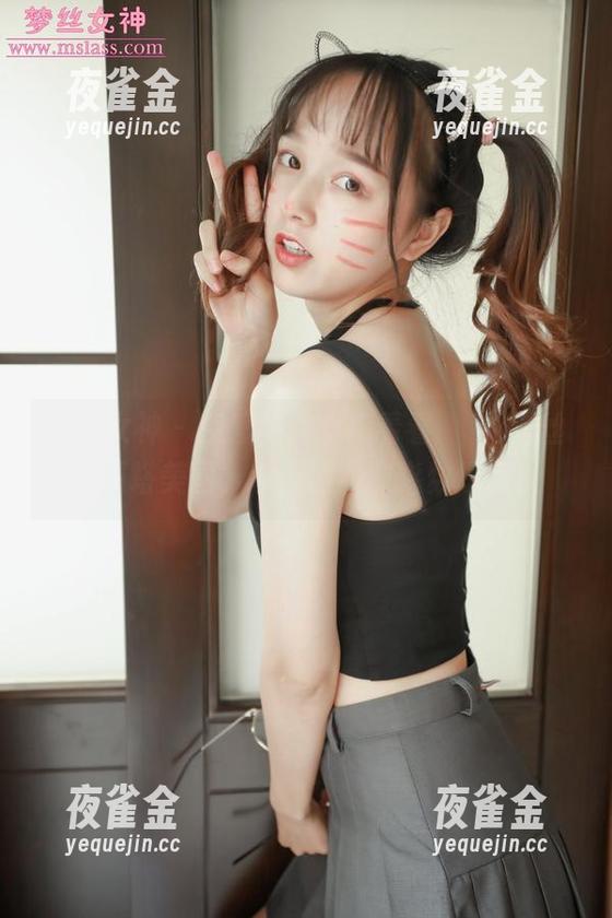 梦丝女神-玥玥 梦丝女神 - 亲爱的,快来看看玥玥的白丝洛丽塔美图,今天的甜蜜指数爆表!