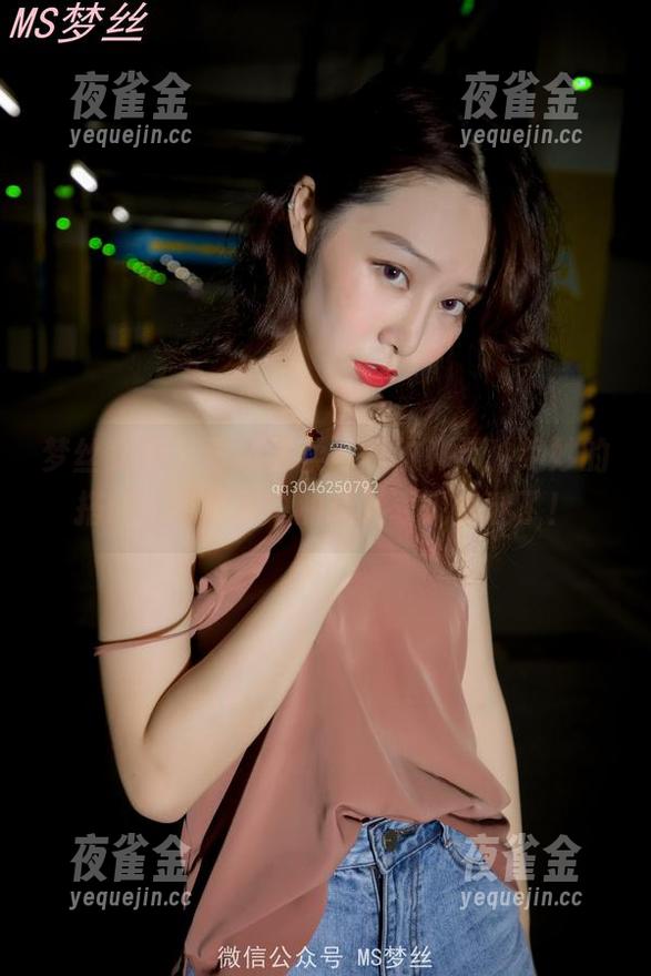梦丝女神-苏柔 梦丝女神 - 再谈苏柔与豹纹,那种绝妙的搭配,写真集中的精选表现成谜了!