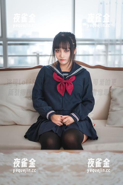 洛璃LoLiSAMA 洛璃LoLiSAMA的内衣作品集,可爱的更新引得我瞄了一眼又一眼——太有意思了!