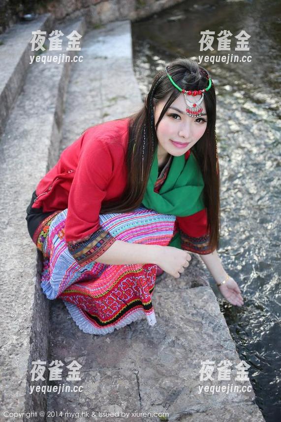 美媛馆-王馨瑶 美媛馆 - 一言不发的办公室,王馨瑶的私房图包让我意外