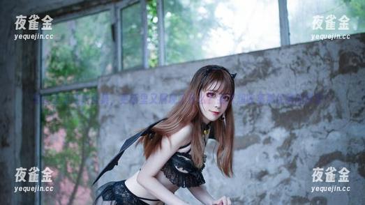 翎柒菜菜 翎柒菜菜红裙合集,更新里又展现了什么?我只想收集那优雅的背影!