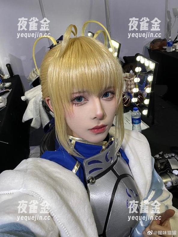 腥味猫罐 拆开腥味猫罐,兔女郎写真里藏了什么?