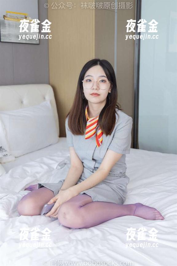 袜啵啵-稚予 袜啵啵 - 高清好物,稚予手下的脚尖加固款,透着一丝无可名状的纠结。