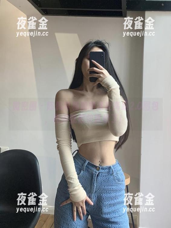 陈佩奇 微密圈 - 陈佩奇和她的漆皮高跟2.0图包,亮得我都快眩晕了!