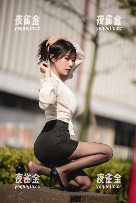 香草喵露露 黑丝美图特刊,香草喵露露也有小心机!