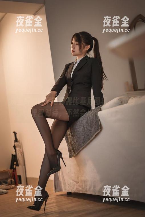 香草喵露露 线上版的香草喵露露比基尼图集,一定要理智对待,不然会出问题。