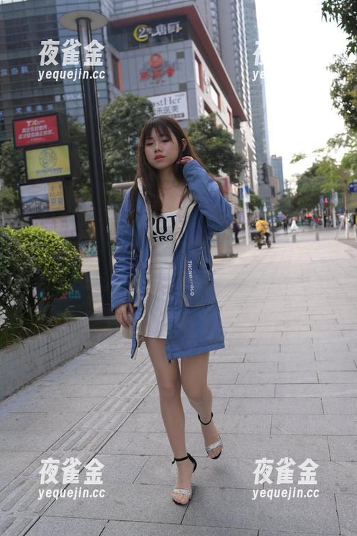 魔镜街拍 - 资源没在按套路出牌，婷婷带来的肉丝圣诞美人作品集